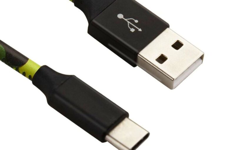 USB Type-C Charger : भारत में एक ही चार्जर से चार्ज होंगे फोन,लैपटॉप और टैबलेट,सरकार ने बनाया नया नियम