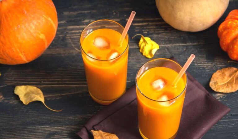 Pumpkin Juice: चमकती त्वचा और मोटापे के लिए रामबाण है ये जूस,जानें