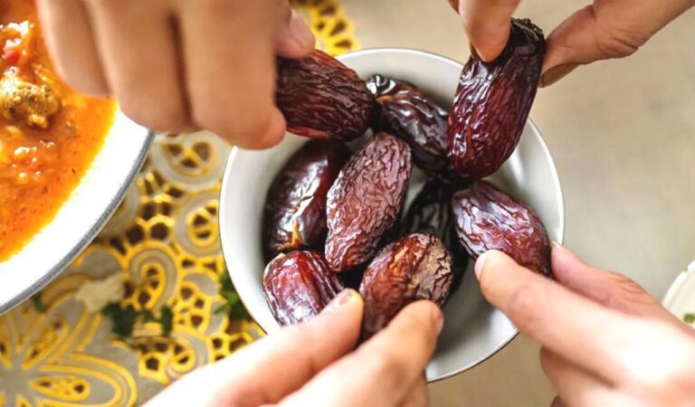 Dates Benefits: सर्दियों में सेहत का खजाना है खजूर, क्या-क्या हैं फायदे, जानें