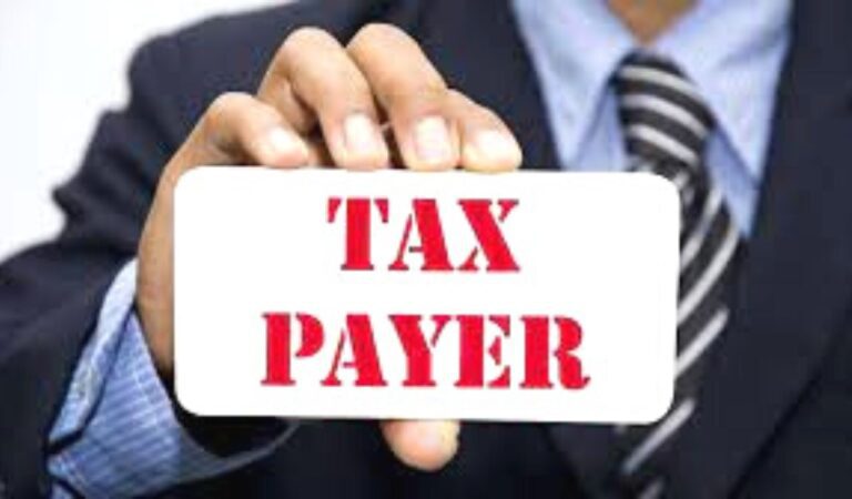 TAX PAYER:भारत सरकार इन लोगों का टैक्स कर सकती है माफ, चल रही ये बड़ी प्लानिंग, पढ़ें पूरी खबर