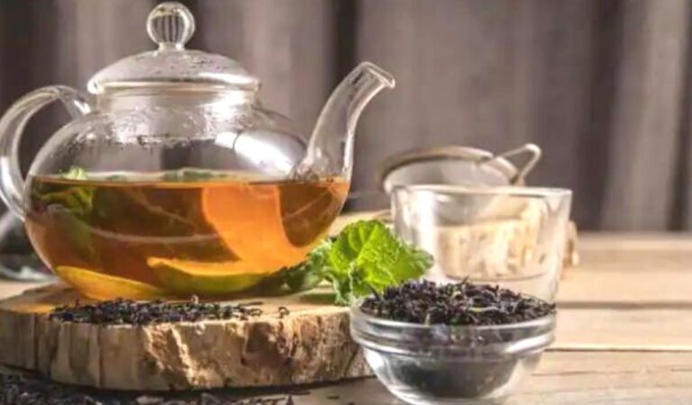 Green Tea:ज्यादा ग्रीन टी पीना आपके लिए खतरनाक हो सकता है साबित,हो सकती हैं ये बीमारियों,जानें