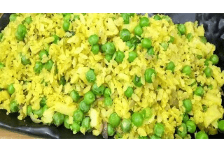 Poha Recipe: सर्दियों में ऐसे बनाएं स्वादिष्ट पोहा, तारिफ करते नहीं थकेंगे घरवालें