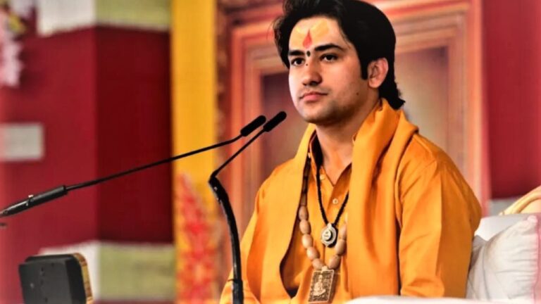 Bageshwar Dham: धीरेंद्र शास्त्री ने चैलेंज किया स्वीकार, कहा ‘हम अभी डिग जाएंगे तो मुर्दा हो जायेंगे’, देखें वीडियो