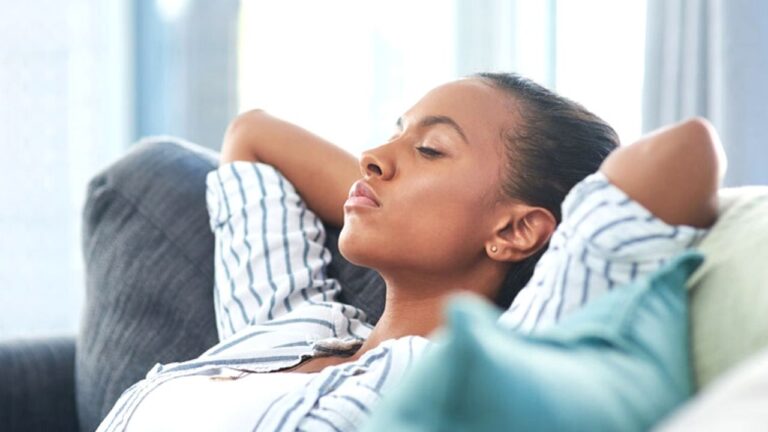 Power Nap:क्या आपको भी ऑफिस में आती है नींद? तो ब्रेक में लें ये 10 मिनट की झपकी,देगी फुल एनर्जी