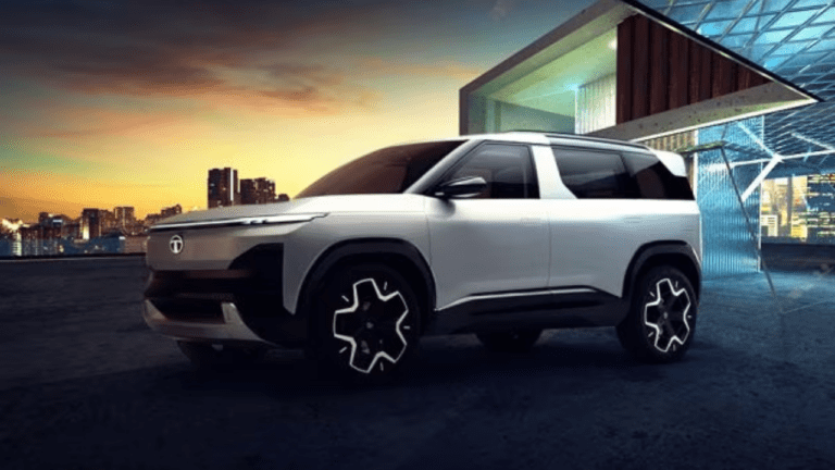 Tata Sierra: 22 साल बाद धमाल मचाने आई SUV टाटा सिएरा, लुक देख ऑटो एक्सपो का तापमान हुआ हाई