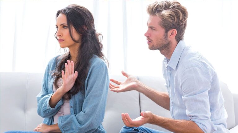 Relationship tips: इन 5 आदतों को बदल डालें,नहीं तो पत्नी से कभी नहीं पटेगी! जानें