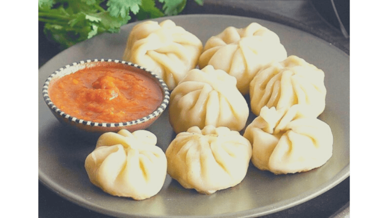 Momos प्रेमियों के लिए बुरी ख़बर, मोमोज से प्यार आपको कर सकता है बीमार, जानें कैसे