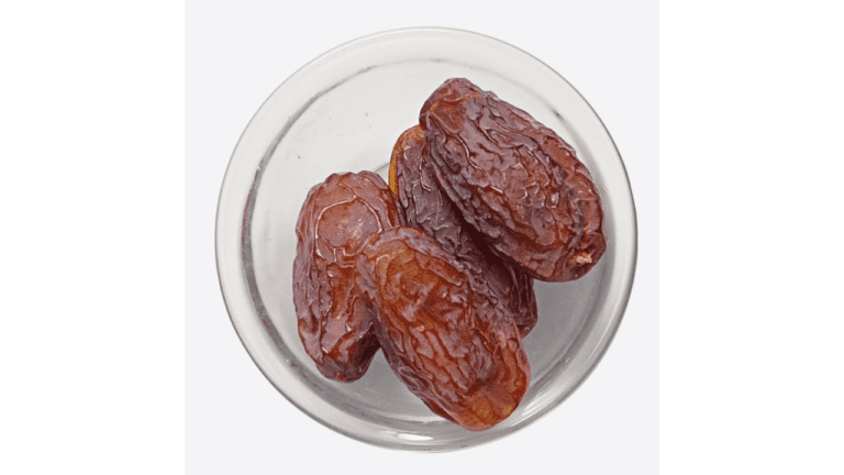 Dates Benefits:शरीर में कमजोरी हो या फिर खून की कमी ,हर मर्ज की दवा है खजूर,जानें कैसे