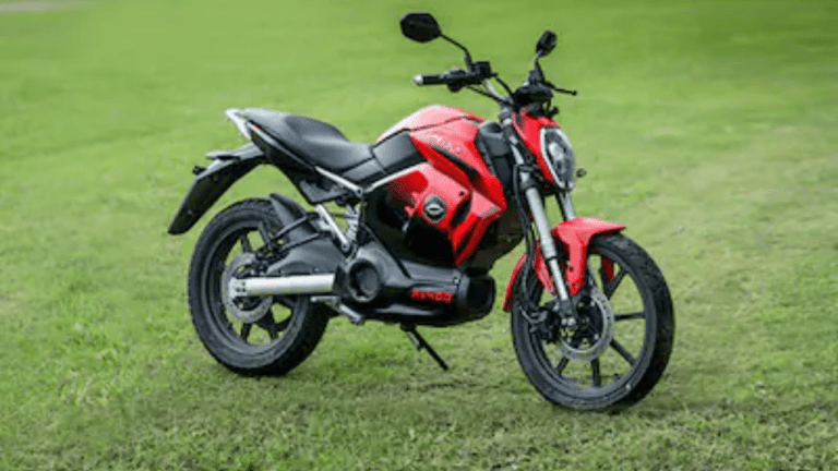 156KM की धांसू रेंज के साथ Revolt RV400 इलेक्ट्रिक बाइक ने मचाया बवाल, जानें कीमत से लेकर फीचर्स तक की डिटेल