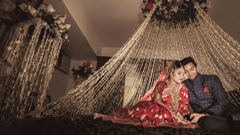 First Wedding night: सुहागरात पर फूलों से क्यों सजाते हैं दुल्हन का कमरा, जानें इसके पीछे का अनोखा तथ्य