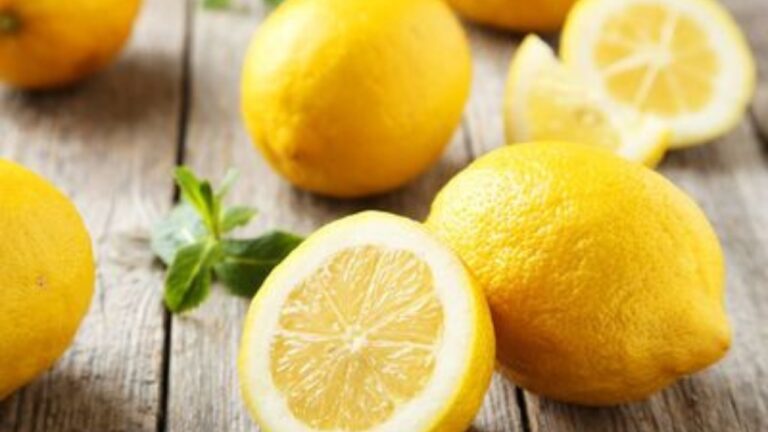 Lemon Peel:केवल नींबू ही नहीं बल्कि नींबू के छिलका भी है बेहद फायदेमंद, जानें कैसे