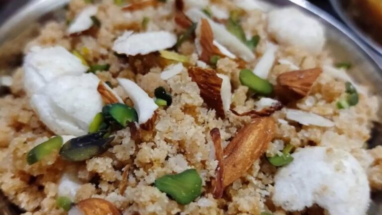 Mahashivratri Bhog : महाशिवरात्रि पर पूजा की थाली में शामिल करें आटे की पंजीरी,प्रसन्न हो जाएंगे भोलेबाबा