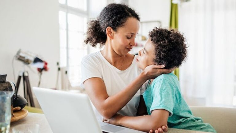 Parenting Tips:अपने बच्‍चों को ये आदतें सिखाएं जरूर,ताउम्र रहेंगे फिट और खुश,जानें