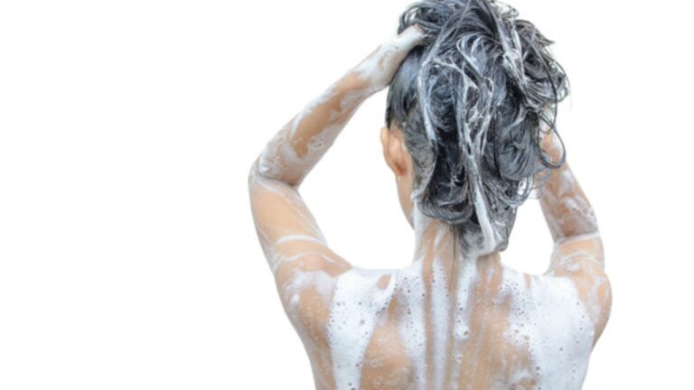 Home Made Shampoo : लम्बे और घने बालों के लिए बनाएं घर पर ही एलोवीरा शैम्पू, जानें बनाने की विधि