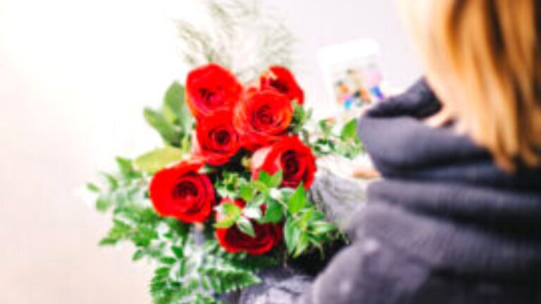 Valentine Day: क्या लाॅन्ग डिस्टेंस रिलेशनशिप में हैं आप, तो ऐसे बनाएं वैलेंटाइन डे को खास