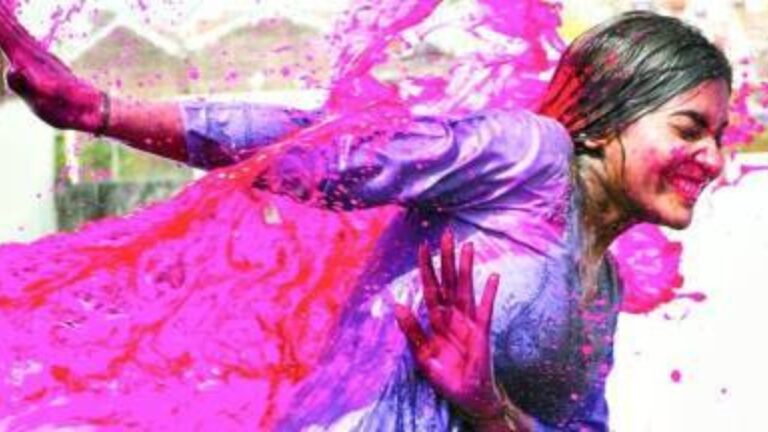 Remove Holi colours ideas: सिर्फ 2 मिनट में हटाएं चेहरे से होली का रंग, जानें घरेलू उपाय