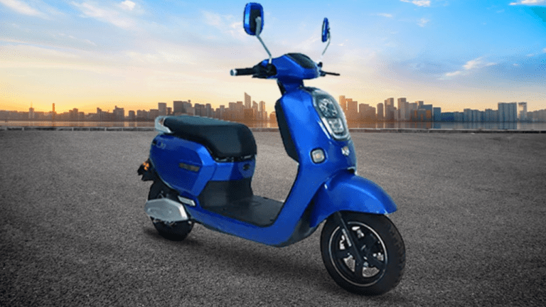 160KM की शानदार रेंज और धांसू फीचर्स वाला ये Electric Scooter,मात्र ₹6,699 की EMI पर ले जाएं घर