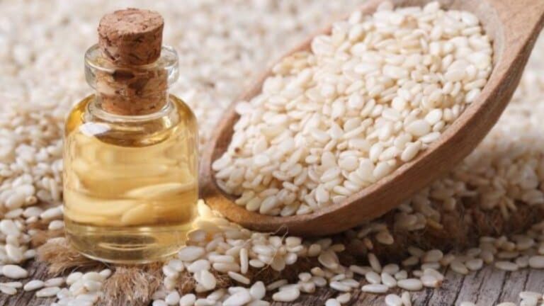 Health benefits of Sesame: औषधीय गुणों से भरपूर छोटे से तिल के हैं कई बेमिसाल फायदे फायदे, पढ़ें