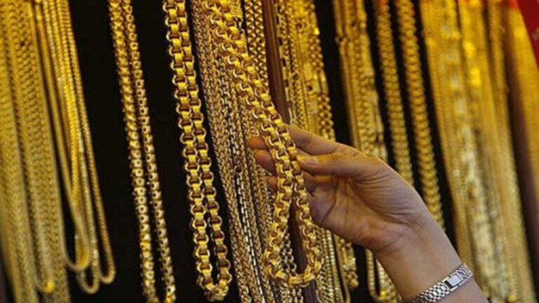 Gold chain Designs: लेटेस्ट ट्रेंड में है ये सोने के डिजाइंस, जरूर देखें ये यूनीक कलेक्शन