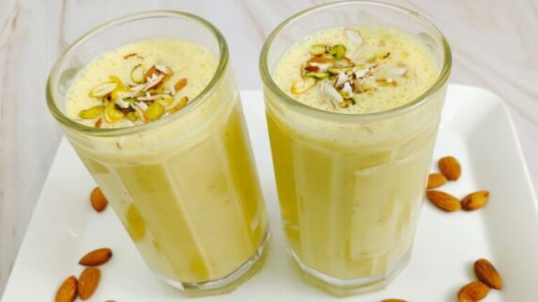 Milkshake Recipes: गर्मियों में बाजार से भी अच्छा एकदम शुद्ध मिल्क शेक घर पर ऐसे बनाएं तुरंत,जानें रेसिपी
