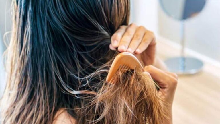 Summer Hair care: गर्मियों में तेज़ धूप और पसीने से बाल हो रहें हैं बेजान और रूखे? तो आजमाएं ये शानदार टिप्स