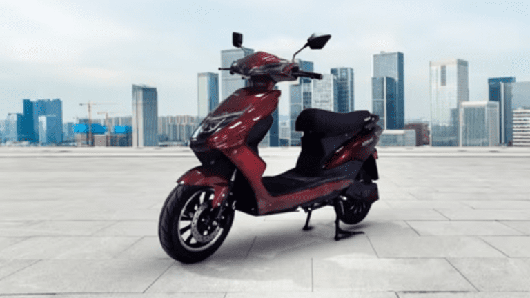 Cheapest Electric Scooter : बच्चों के लिए इलेक्ट्रिक स्कूटर खरीदने का बना रहे हैं प्लान तो आपके लिए ये ऑप्शन है शानदार