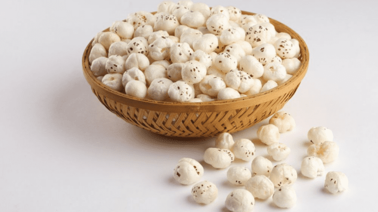 Fox Nuts Benefits : वजन कंट्रोल करने के साथ इन बीमारियों में फायदेमंद है मखाना, पढ़ें तुरंत