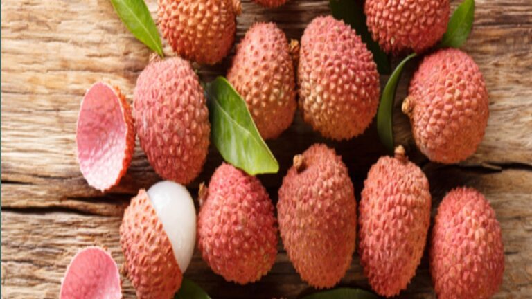 Lichi Benefits: स्वाद के साथ बेहतरीन गुणों से भरपूर है लीची, पढ़ें इसके गज़ब के फायदे