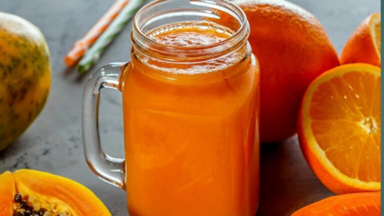 Orange Papaya smoothie: शरीर को तरोताजा कर ठंडक का एहसास दिलाता है ऑरेंज-पपाया स्मूदी, पढ़ें स्वाद में लाजवाब रेसिपी