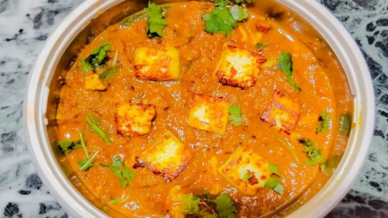 Panner Pasanda recipe: रेगुलर पनीर से ऊब गए हैं तो, घर पर बेहद कम समय में बनाएं पनीर पसंदा, पढ़ें रेसिपी