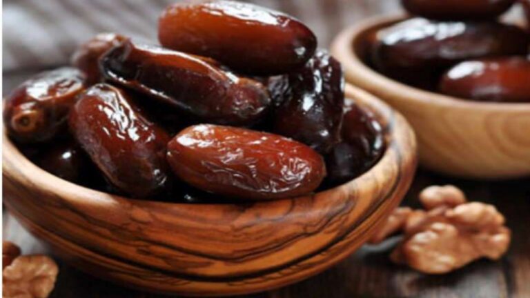 Special Drink For Eid: ईद पर मेहमानों को सर्व करें खजूर वाली ये लाजवाब ड्रिंक्स, जानें आसान रेसिपी