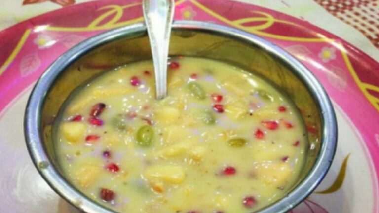 Banana custard: मदर्स डे को बेहद स्पेशल बनाएगा टेस्टी बनाना कस्टर्ड, पढ़े आसान रेसिपी