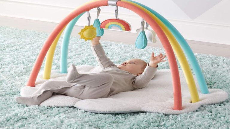 Best Baby shower Gift:गोदभराई की रस्म में गिफ्ट को लेकर कंफ्यूज हैं, तो लेकर जाएं ये शानदार तोहफे, देखें कलेक्शन