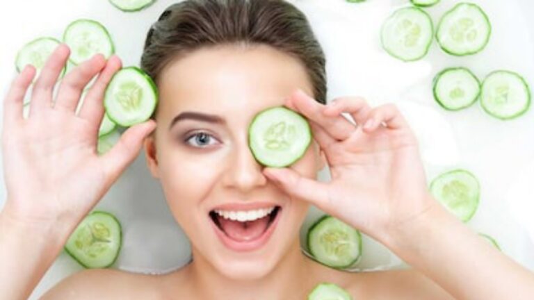 Facepack For Instant Glow: चेहरे के खूबसूरती में चार चांद लगाएंगे ये फेस पैक्स, ऐसे घर पर बनाएं होगा इंस्टेंट ग्लो