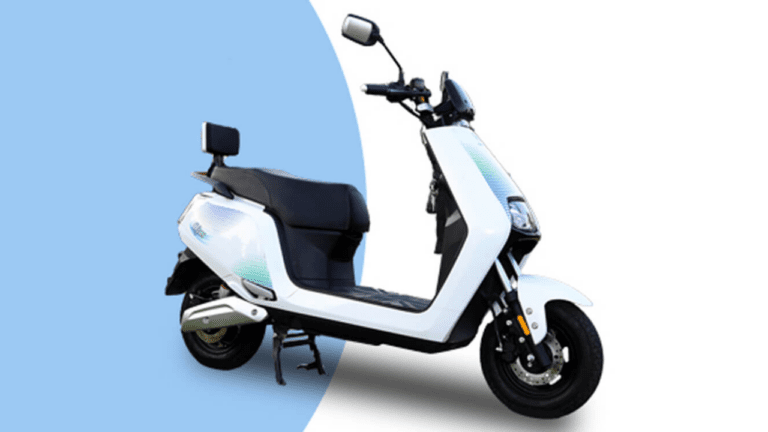 90KM की रेंज के साथ मार्केट में धमाल मचा रहा Hayasa Ojas इलेक्ट्रिक स्कूटर, कम कीमत में मिलते हैं ढेरों फीचर्स