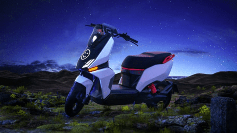 पुराना नाम, अंदाज नया! कातिलाना लुक के साथ मार्केट में लौट आया LML Star Electric Scooter, जानें कब होगा लॉन्च
