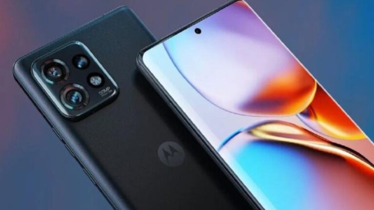 धूम मचाने जल्द आ रहा Moto का धाकड़ फोन,डिजाइन ऐसी कि देखकर हो जाएंगे फिदा