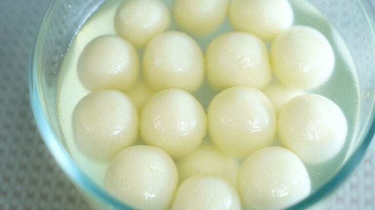 Chena Mithayi Recipe:  मिठाई के हैं शौकीन तो घर पर बेहद आसान तरीके से बनाएं छेना, पढ़ें बेहतरीन रेसिपी