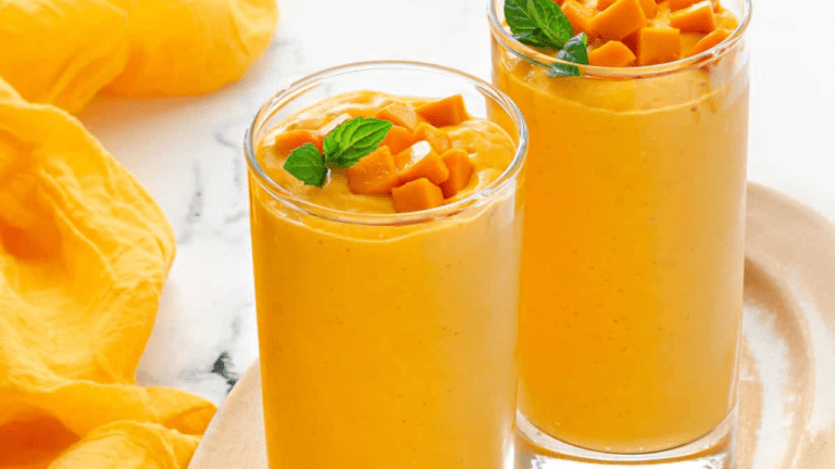 Fruity Mango Smoothie: घर पर आसानी से बनाएं टेस्टी मैंगो स्मूदी, खाकर मन हो जायेगा हैप्पी
