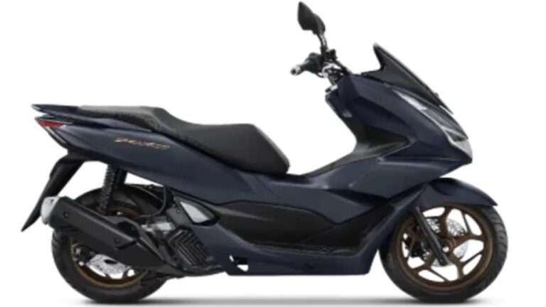 Honda PCX 160 : होंडा की इस स्कूटर ने अपनी खूबसूरती से बिखेरा जलवा, कम कीमत में मिलते हैं जबरदस्त फीचर्स