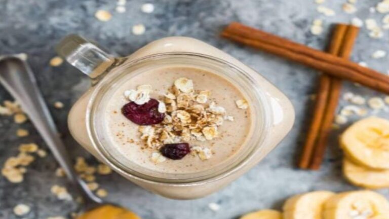 Oats smoothie:सिर्फ 10 मिनट में तैयार करें ओट्स का हेल्दी नाश्ता, पढ़ें आसान रेसिपी