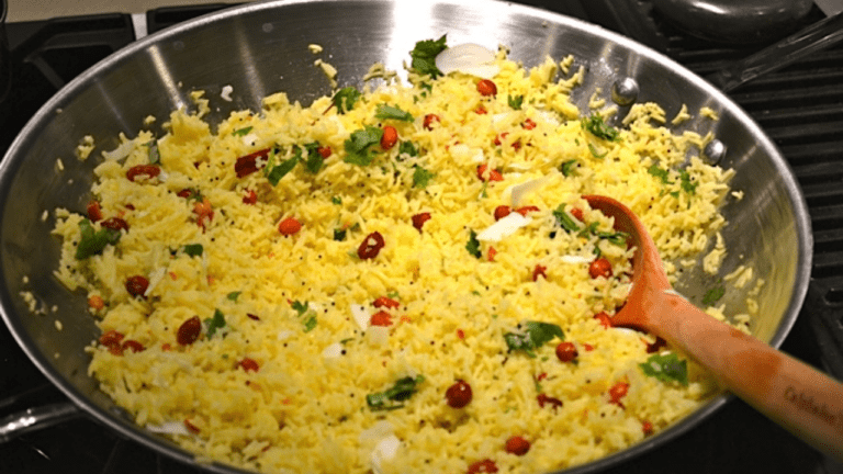 Peanut Rice Recipe : बचे हुए चावलों से झटपट में बनाएं पीनट राइस, खाकर आ जायेगा मजा