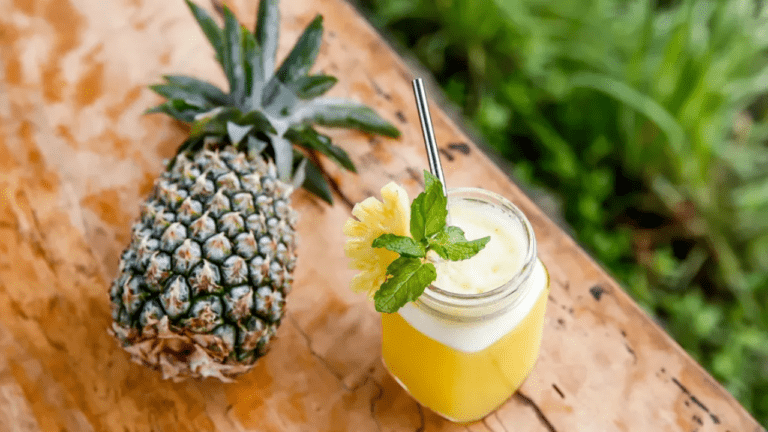 Pineapple Juice : गर्मी में घर पर बनाएं अनानास से ये टेस्टी रिफ्रेशिंग ड्रिंक, मिलेंगे ढेरों फायदें