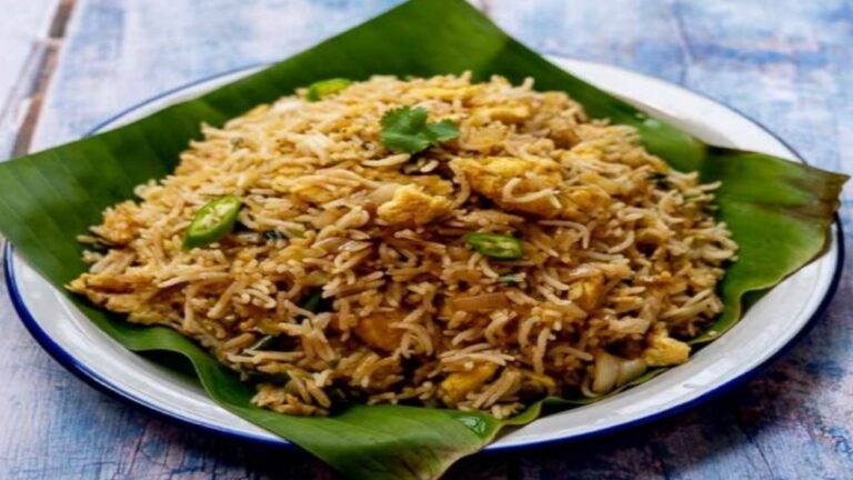 Garlic Rice Recipe:रात को बच गए चावल का सुबह नाश्ते में बनाएं बेहद स्वादिष्ट गार्लिक राइस, पढ़ें आसान रेसिपी