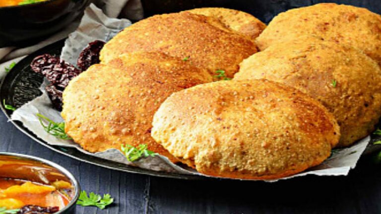 Bedmi Poori:वीकेंड पर कुछ स्पेशल खानें का हैं मन तो गर्मागर्म बनाएं बेड़मी पूरी, पढ़ें आसान रेसिपी