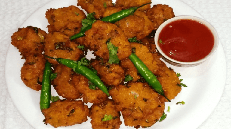 Poha Pakoda Recipe : नाश्ते के लिए झटपट में बनाएं ये टेस्टी पोहे के पकोड़े, एक बार खायेंगे तो स्वाद नहीं भूल पाएंगे