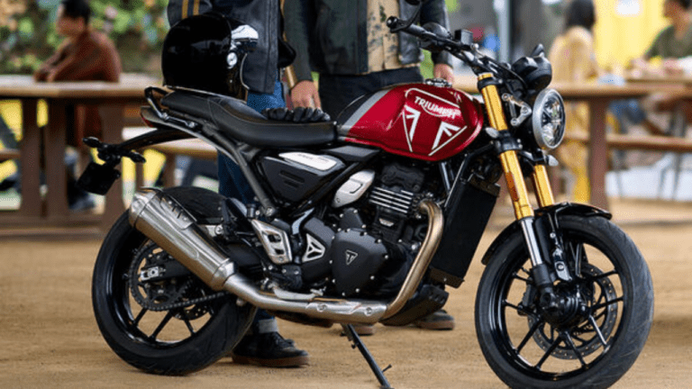 रॉयल एनफील्ड Classic 350 का मार्केट डाउन करने आ गई Triumph Speed 400, जानें क्या है इसमें खास
