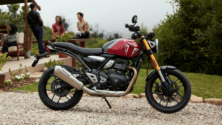 जल्द ही घर की शोभा बढ़ाने आ रही Triumph Speed 400, मिलेंगे कमाल के फीचर्स, जानें डिलीवरी डिटेल्स