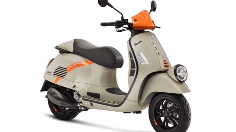 Vespa GTV स्कूटर ने मार्केट में मचाया बवाल, मिलते हैं जबरदस्त फीचर्स और पावरट्रेन