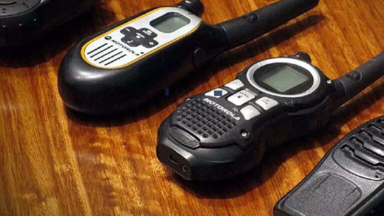 ये Walkie talkies देते हैं तीन किलोमीटर की रेंज, कनेक्टिविटी में भी नहीं होती है कोई दिक्कत,जानें कीमत
